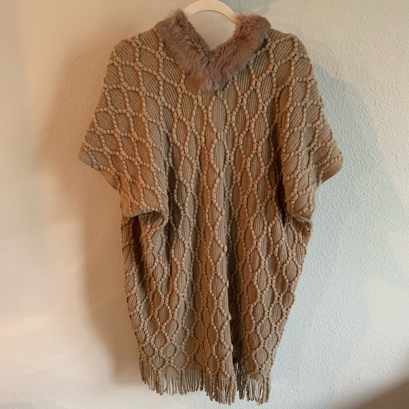 LOVE TOKEN Rabbit Fur Trim & Knit Cardigan - Picture 4 of 8